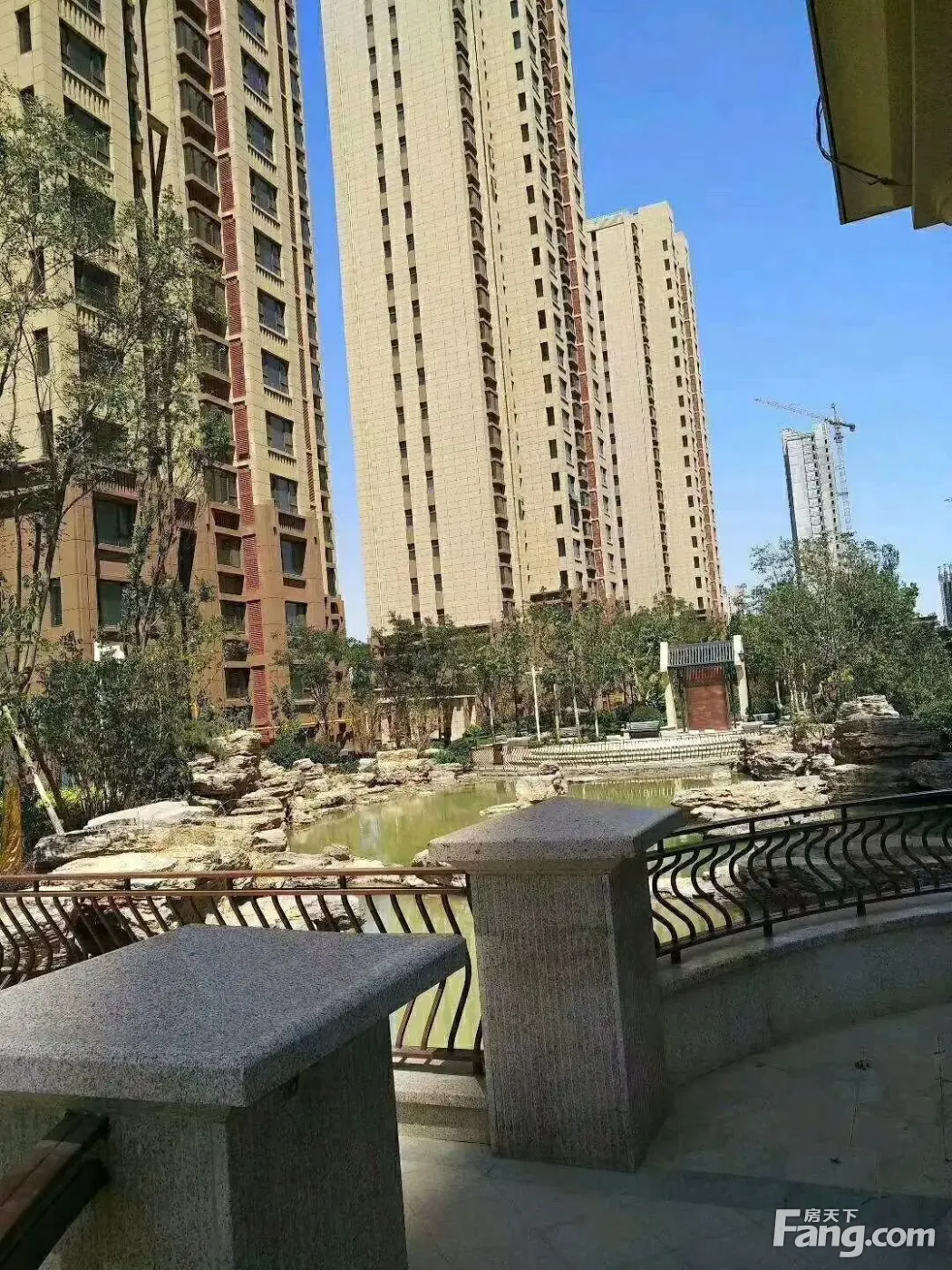 卓正上东区新拍现场图片实时了解楼盘新动态