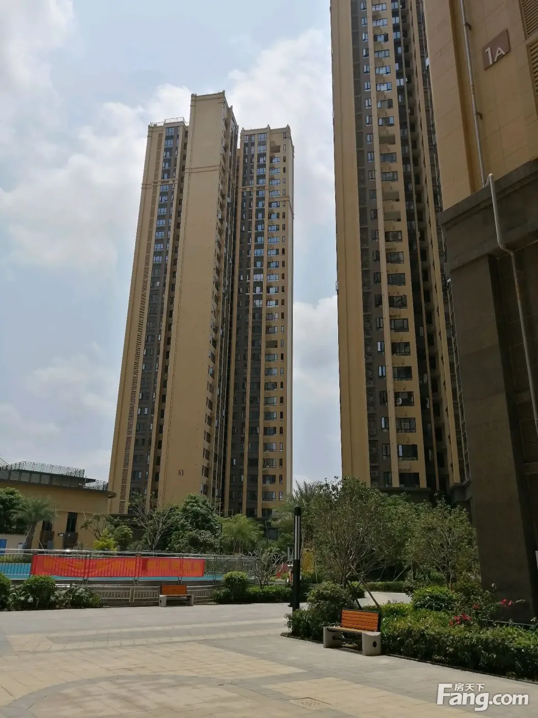 阳基御龙山好不好置业顾问从项目现场发回新鲜组图