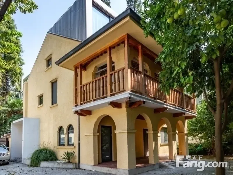 上海的新华别墅小区在高峰时间周边是否堵车?-买房-房天下问答