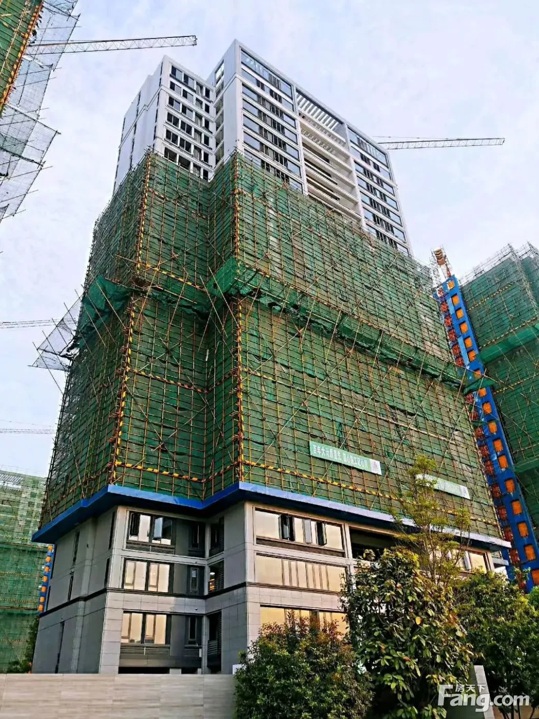 榕心映月二期最后450套房源下个月正式启动!开盘时间相当于也很快了!