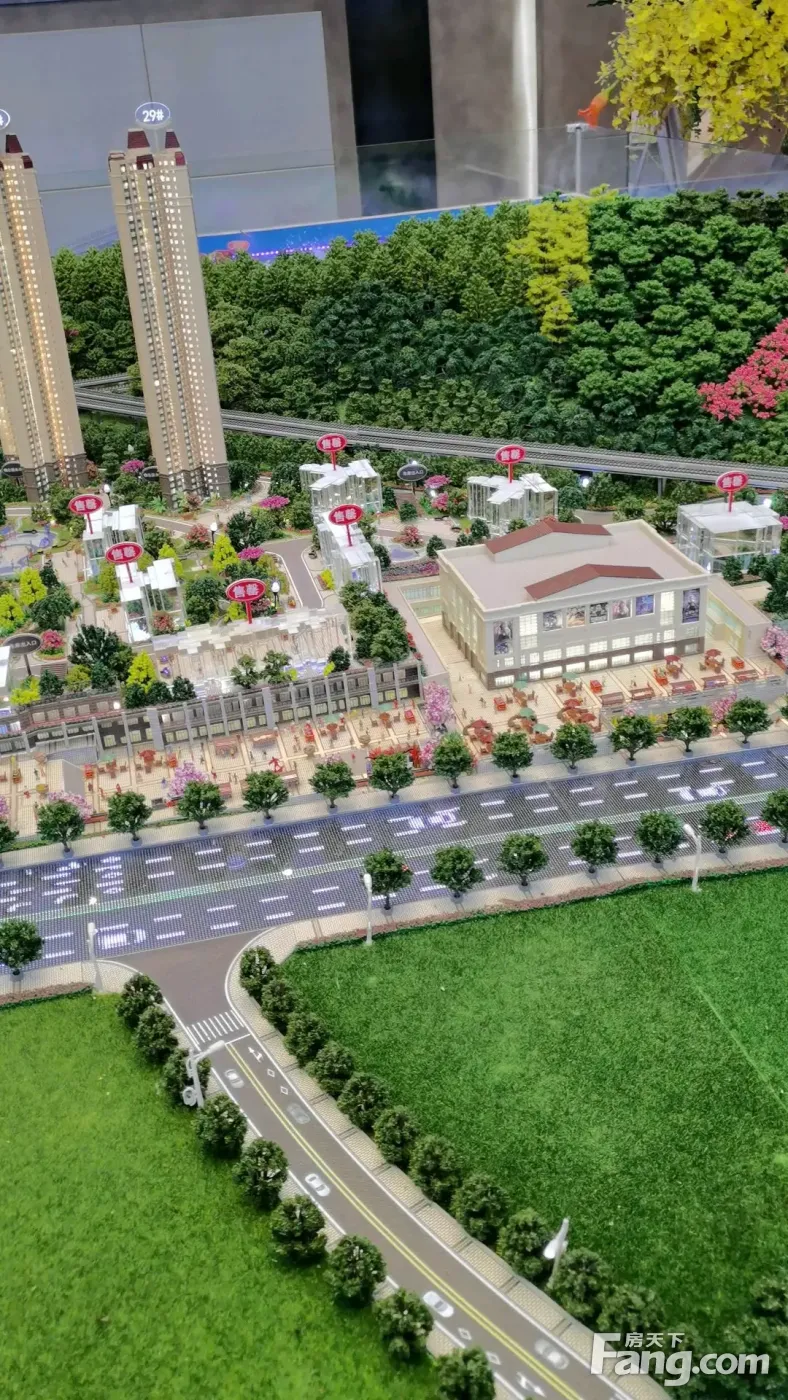 恒大帝景:78,116,125平的精装学区房发售中,想买学区房的客户抓紧联系