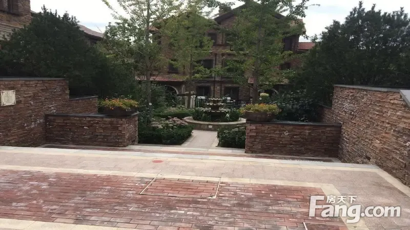 华润西山墅 距离的半山别墅区 送60平米南花园