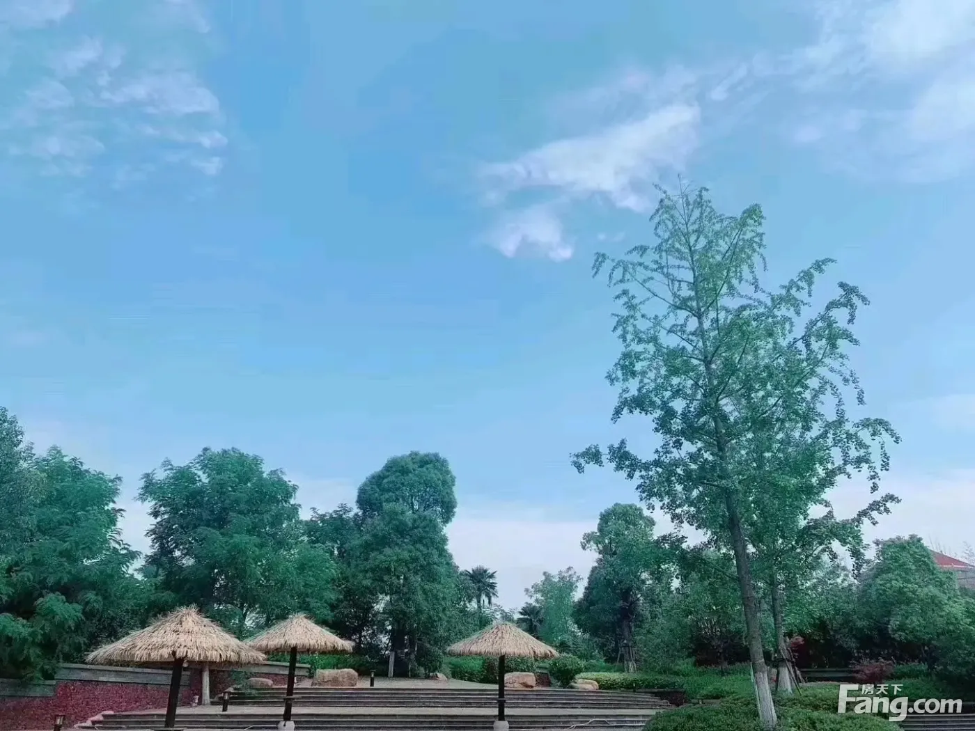 云南城投集团汀兰湖好不好置业顾问从项目现场发回新鲜组图