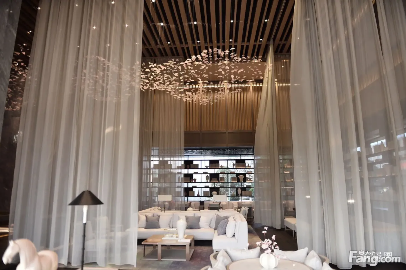 君御公馆售楼处已开放,预约参观样板房!