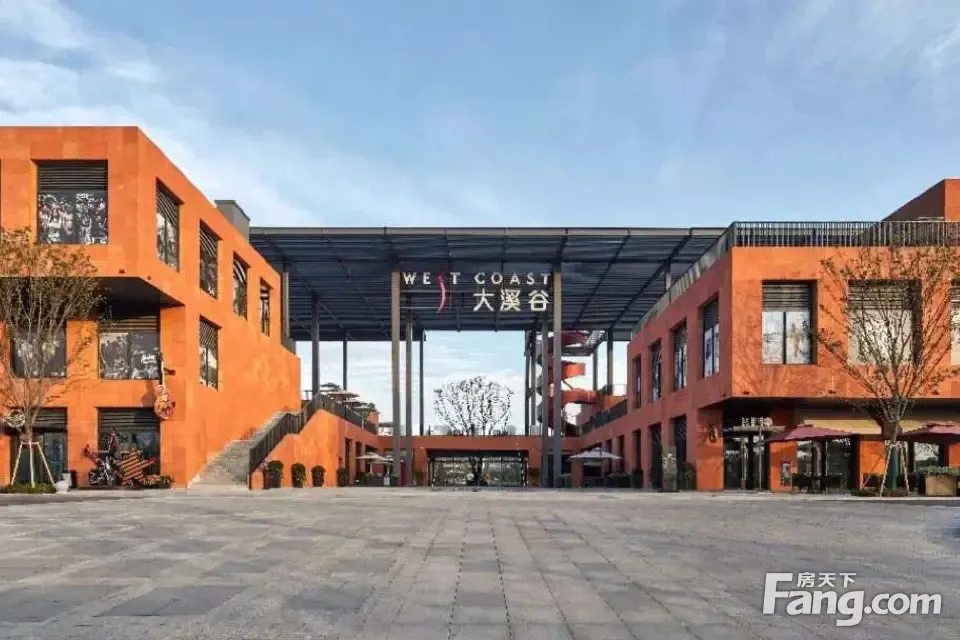 万科溪谷岚湾商铺