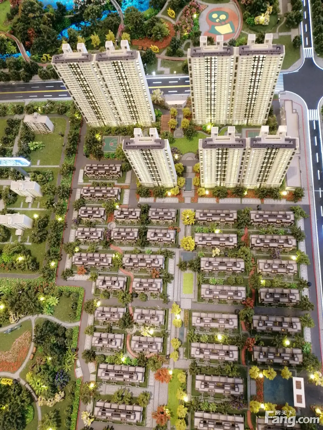 天河孔雀城好不好?置业顾问从项目现场发回新鲜组图