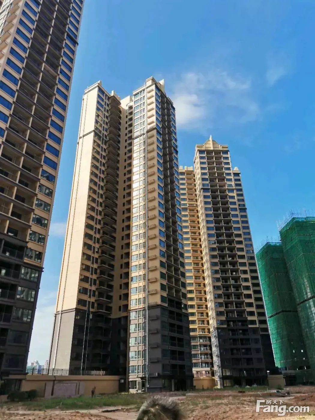 御城水都好不好置业顾问从项目现场发回新鲜组图