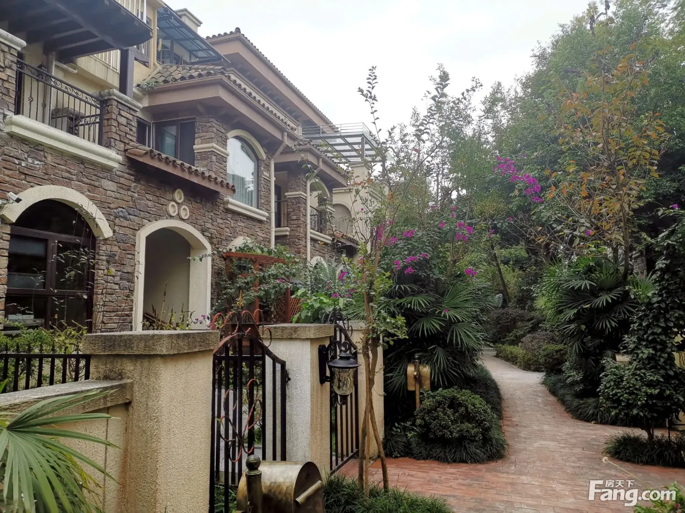 东原湖光樾墅怎么样看置业顾问赵小梅发布了一条项目新消息