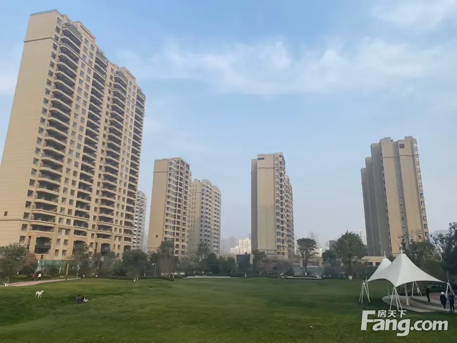 华宇锦绣长安怎么样看现场置业顾问发布了5条项目新消息