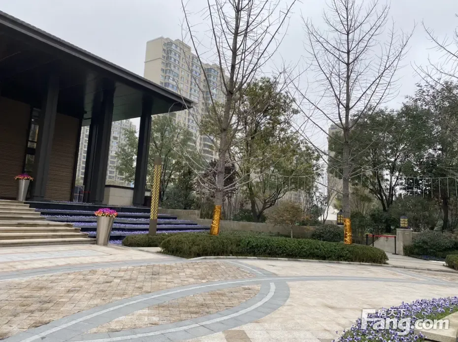 华宇锦绣长安好不好置业顾问从项目现场发回新组图