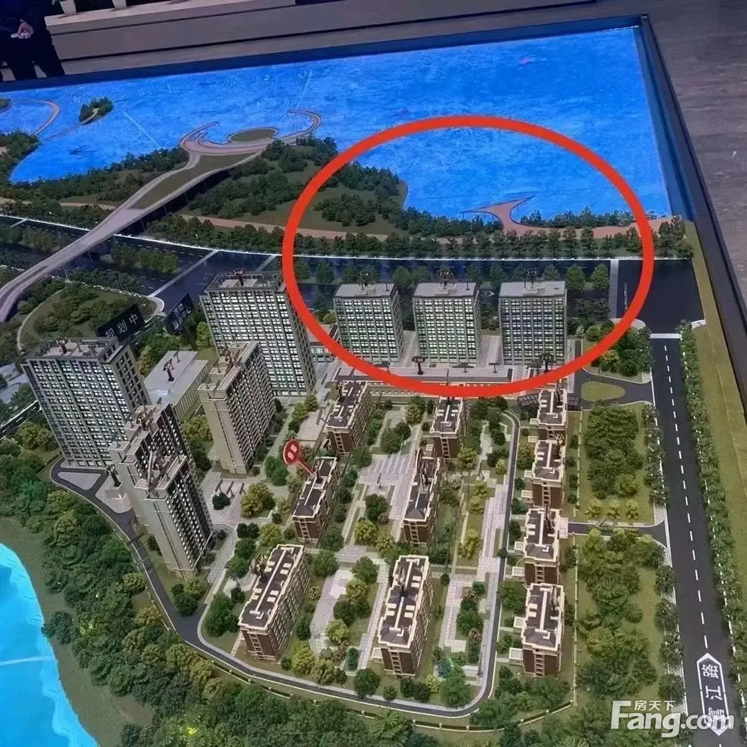 从融创冰雪影都现场发来一条项目新消息请查看