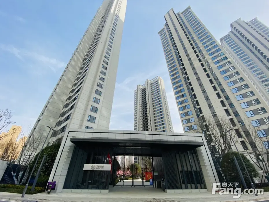 从万科云城现场发来5条项目新消息请查看