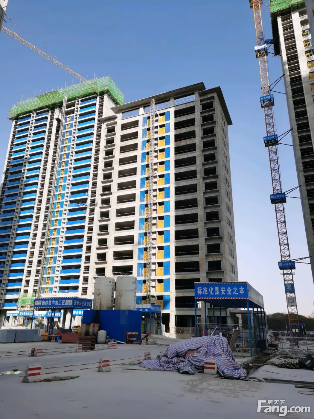 碧桂园翡翠时代好不好置业顾问从项目现场发回新鲜组图