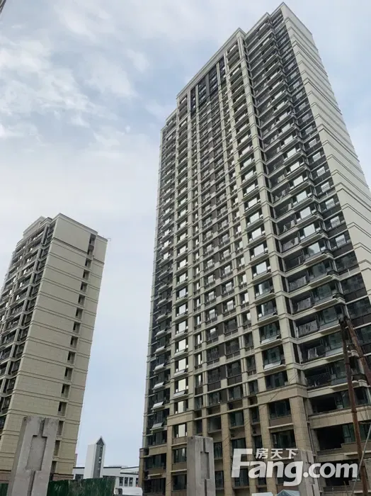 绿地华彤苑怎么样看现场置业顾问发布了4条项目新消息