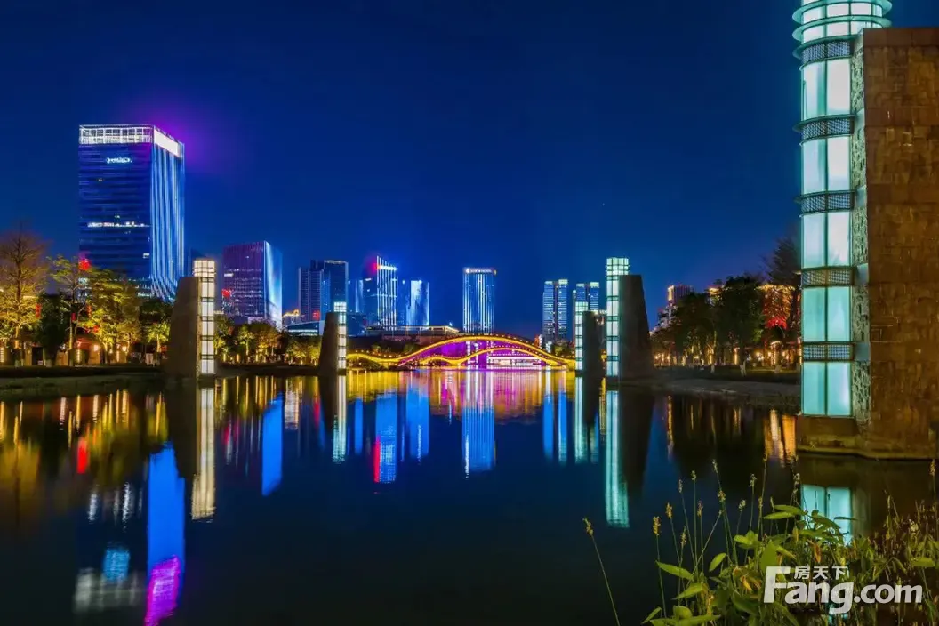 这样的·佛山这样的·南海这样的·千灯湖来天际赏璀璨灯华100到158方