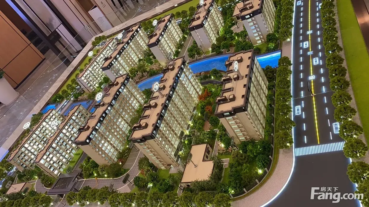 户型:上叠e4户型建面128平…叠墅e2户型建面139平…更多>>地址:慈城