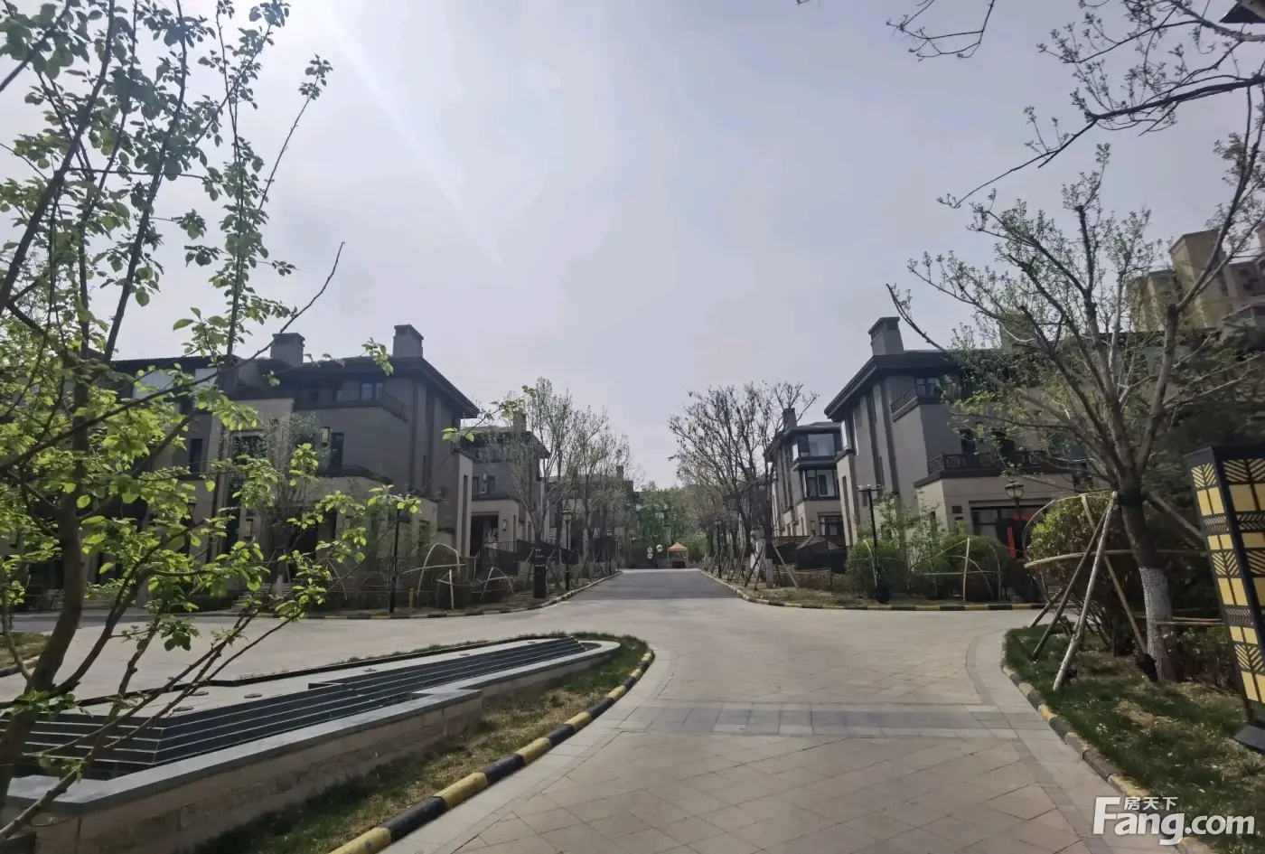 大小戶型都有,大花園,大露臺,高綠化社區八達嶺孔雀城住宅合院,商業