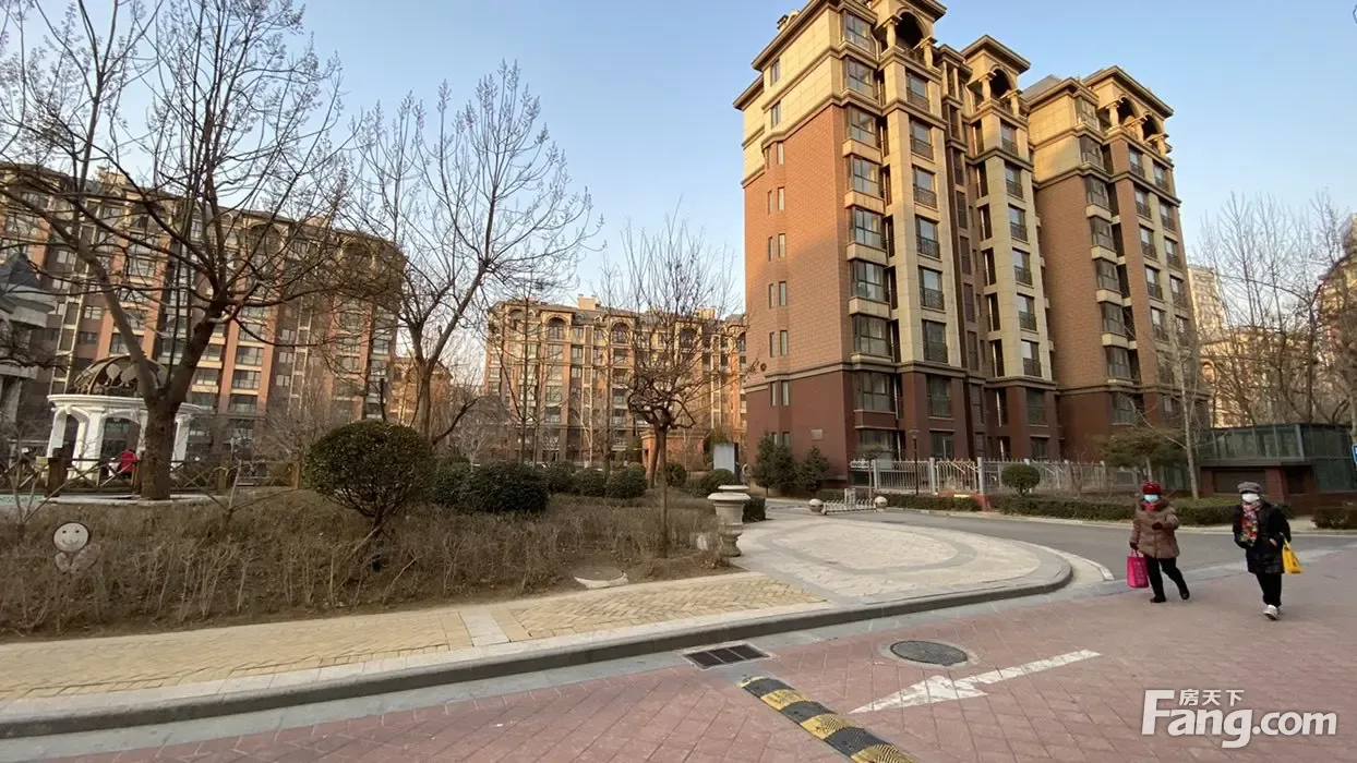 首尔甜城好不好置业顾问从项目现场发回新组图