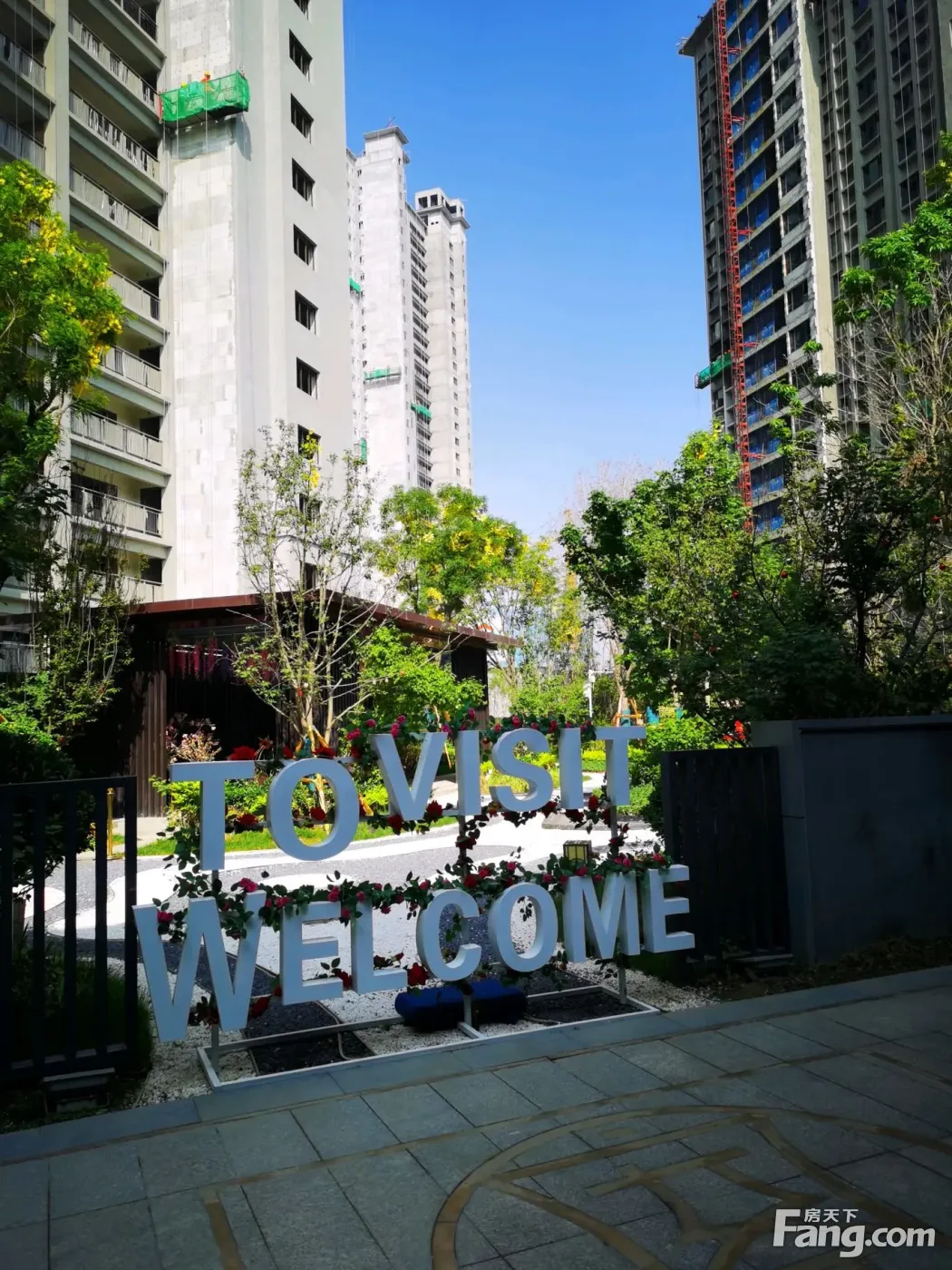 安宁碧桂园新拍现场图片,实时了解楼盘新动态!