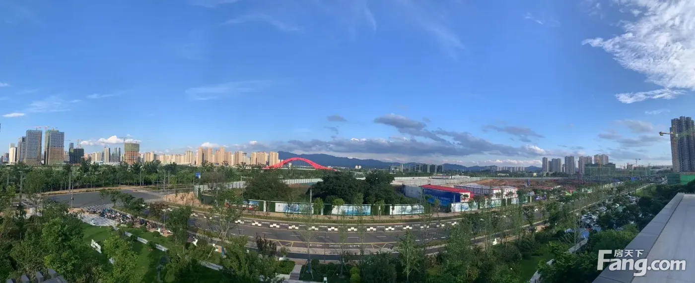 富力现代城好不好?置业顾问从项目现场发回新鲜组图