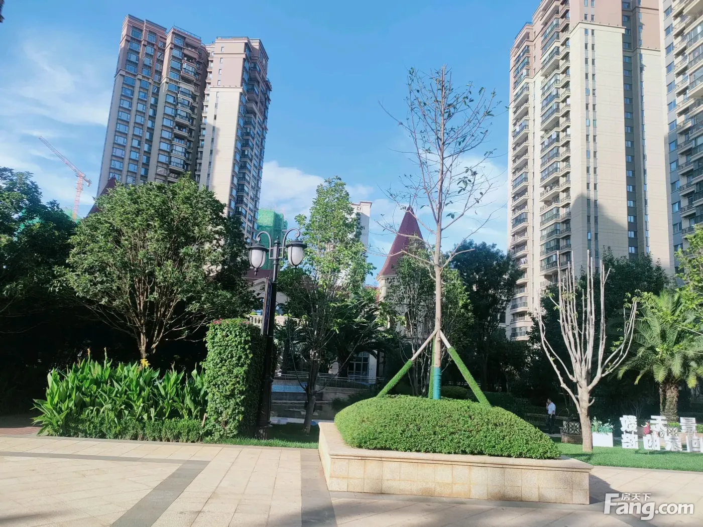 昆明恒大玖珑湾好不好置业顾问从项目现场发回新鲜组图