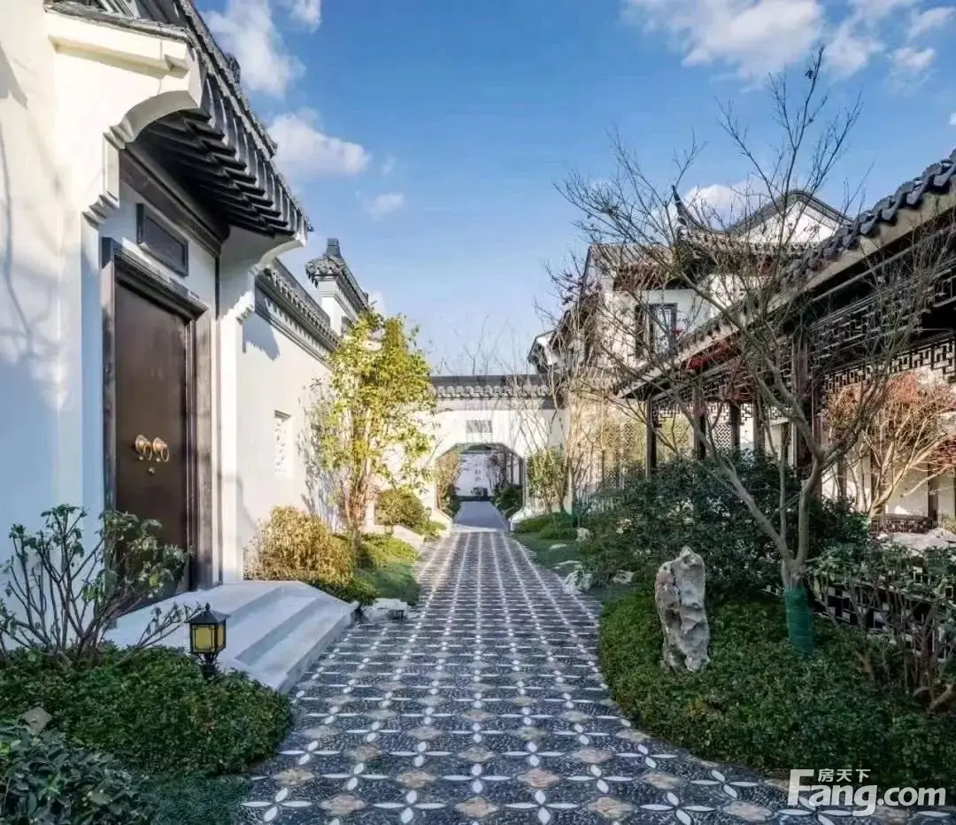 从中天悦曦府现场发来5条项目新消息请查看