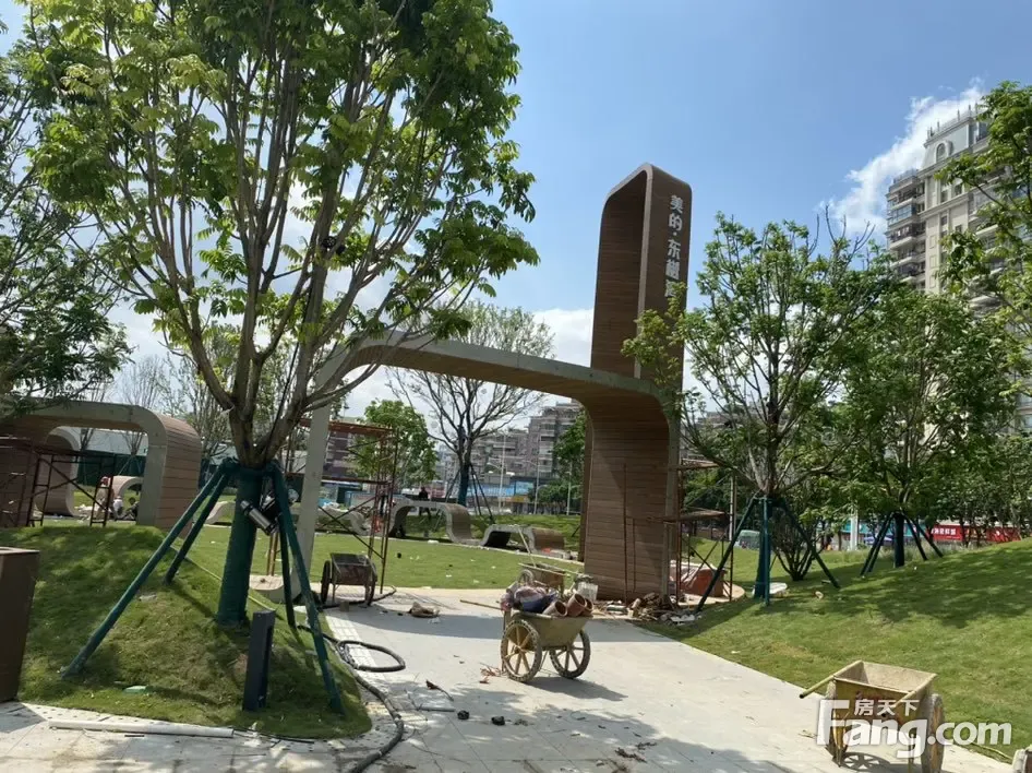 美的·东樾湾怎么样?看现场置业顾问发布了4条项目新消息!
