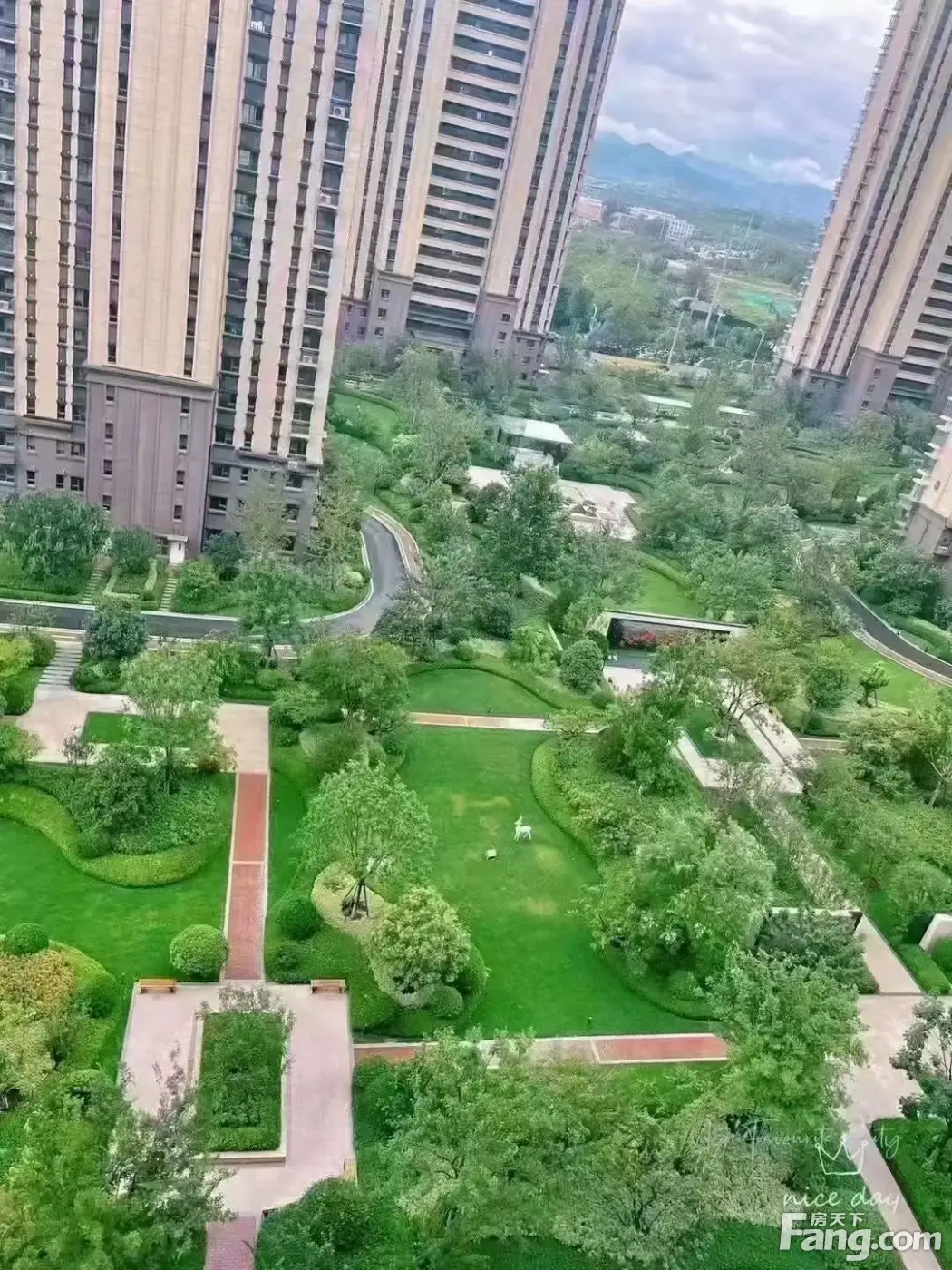 济南融创文旅城新拍现场谍照实时了解楼盘新动态