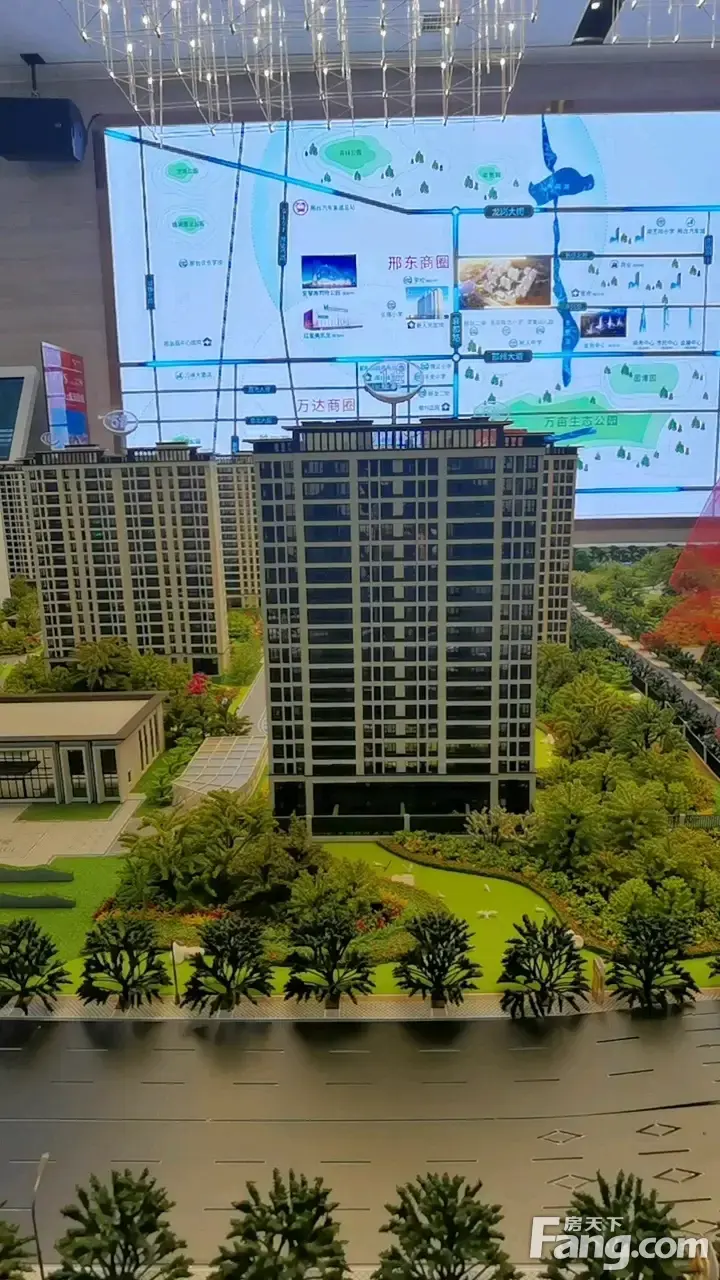 中鼎麒麟瑞新拍现场谍照实时了解楼盘新动态