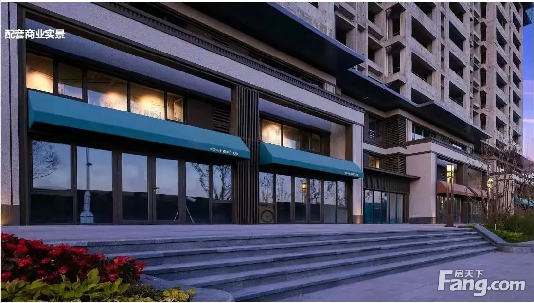 从新空港孔雀城天樾现场发来一条项目新消息,请查看!