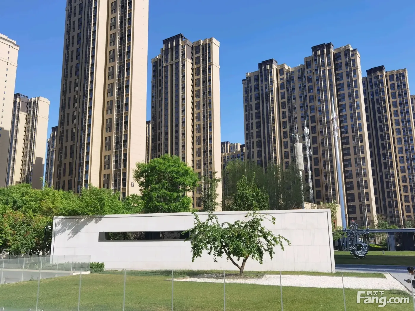 兰州万科城新拍现场谍照实时了解楼盘新动态