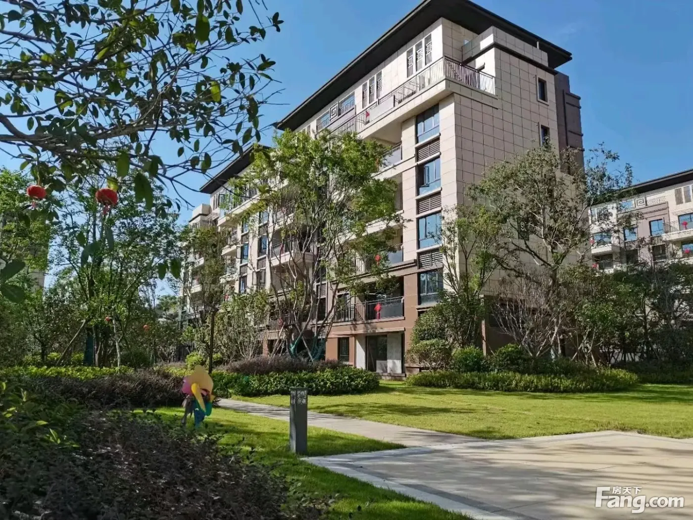 武汉城建盘龙湾梅苑好不好置业顾问从项目现场发回新鲜组图