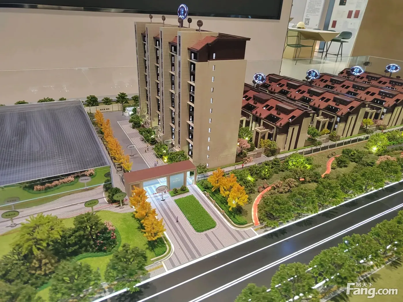 现房花园洋房叠拼案场售楼处阳光城檀悦实景现房花园洋房叠拼案场沙盘