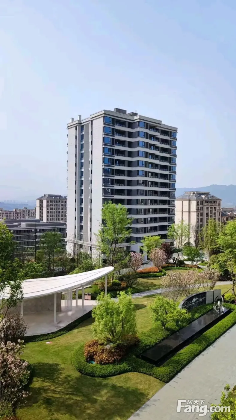 阳光城悦江山新拍现场谍照实时了解楼盘新动态