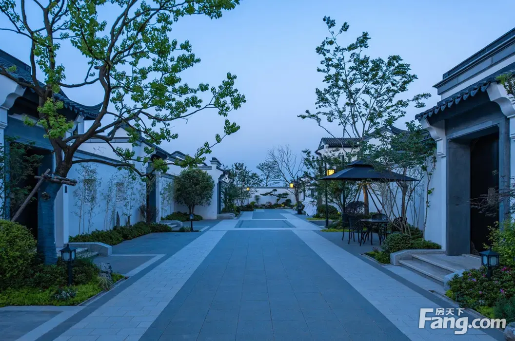 绿城梓山湖桃李春风好不好置业顾问从项目现场发回新组图