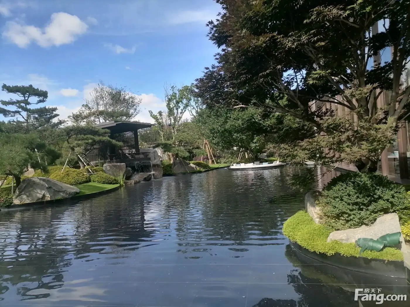 昆明新房>樓盤資訊>正文>今日份山海原著,晴空萬里近期看好龍湖·山海