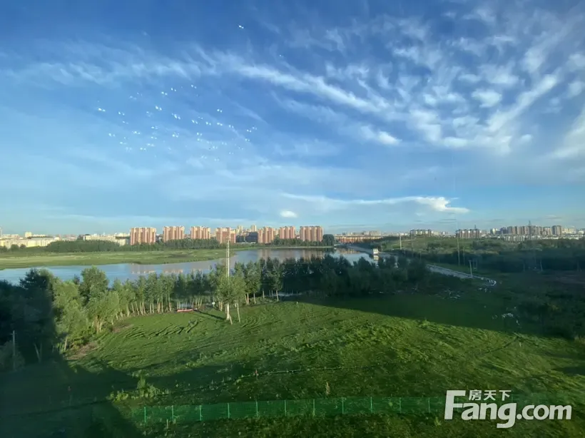 中海同心湖境好不好置业顾问从项目现场发回新鲜组图