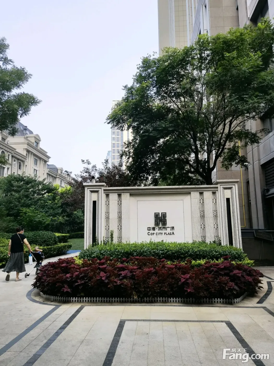 中海城市广场钻石湾好不好置业顾问从项目现场发回新鲜组图