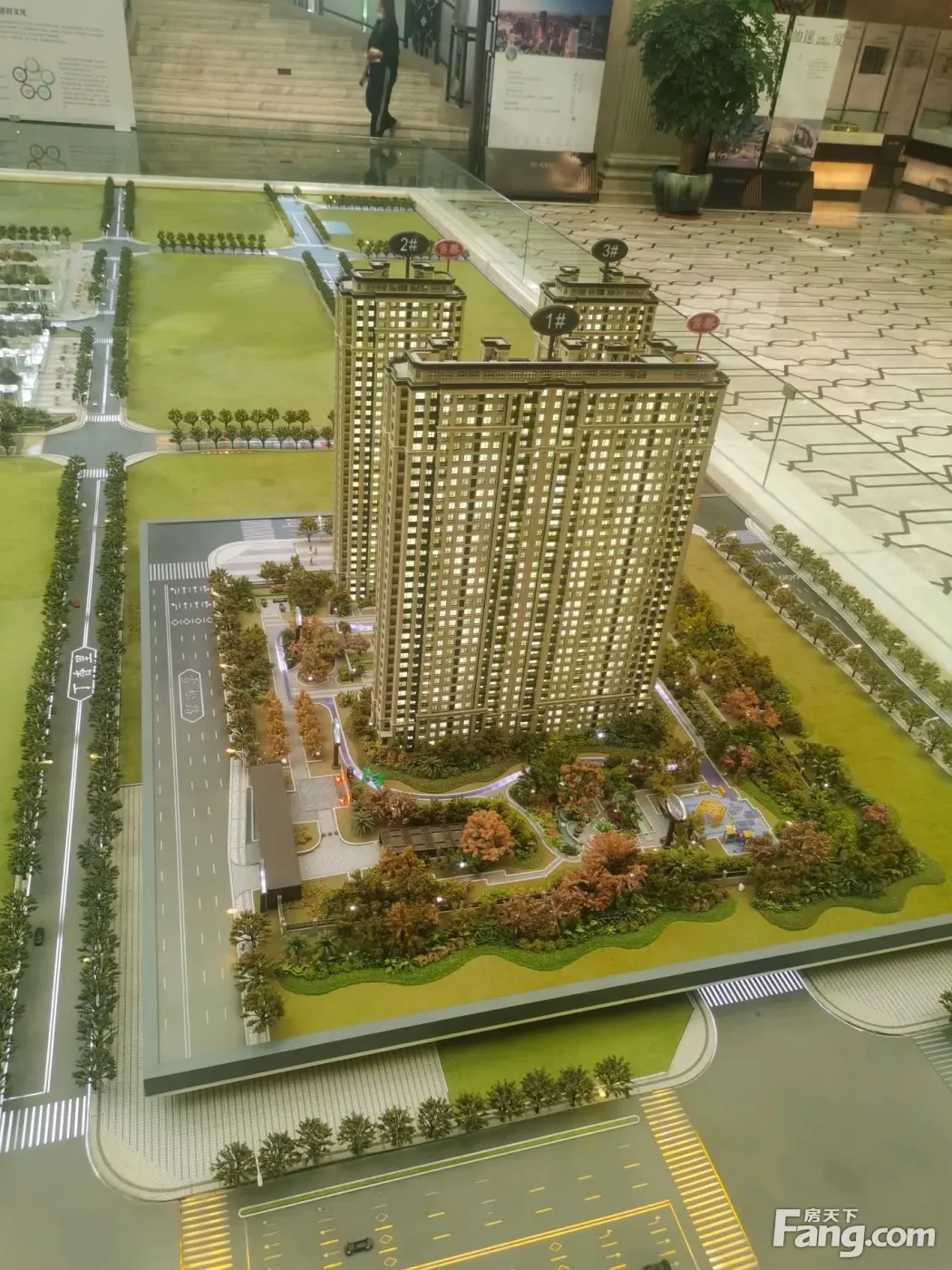 朗悦公园府好不好?置业顾问从项目现场发回新鲜组图