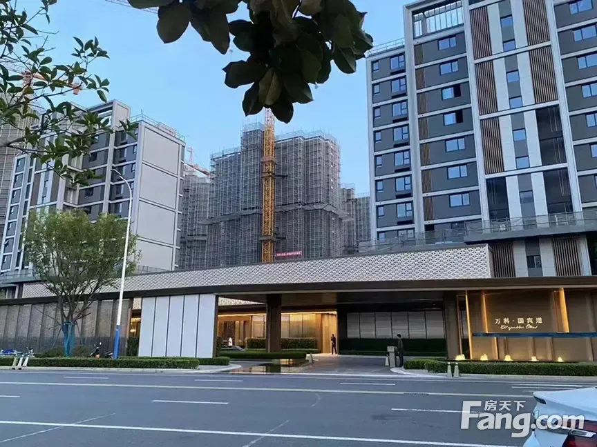 万科国宾道好不好置业顾问从项目现场发回新组图