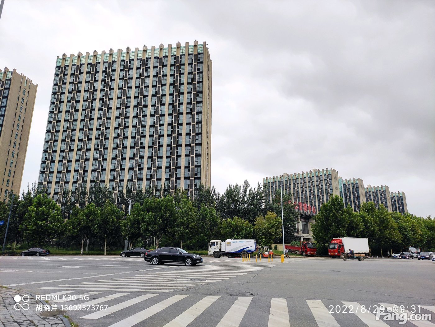 北京银河中心公寓图片