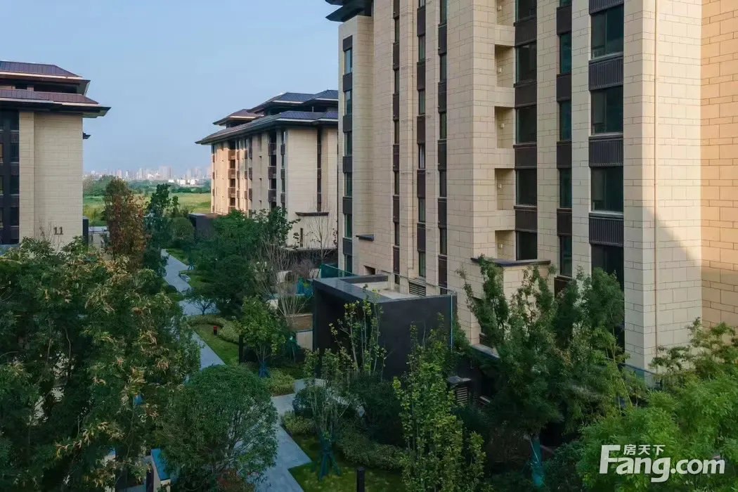 白桦林溪新拍现场谍照,实时了解楼盘新动态!-西安新房网-房天下