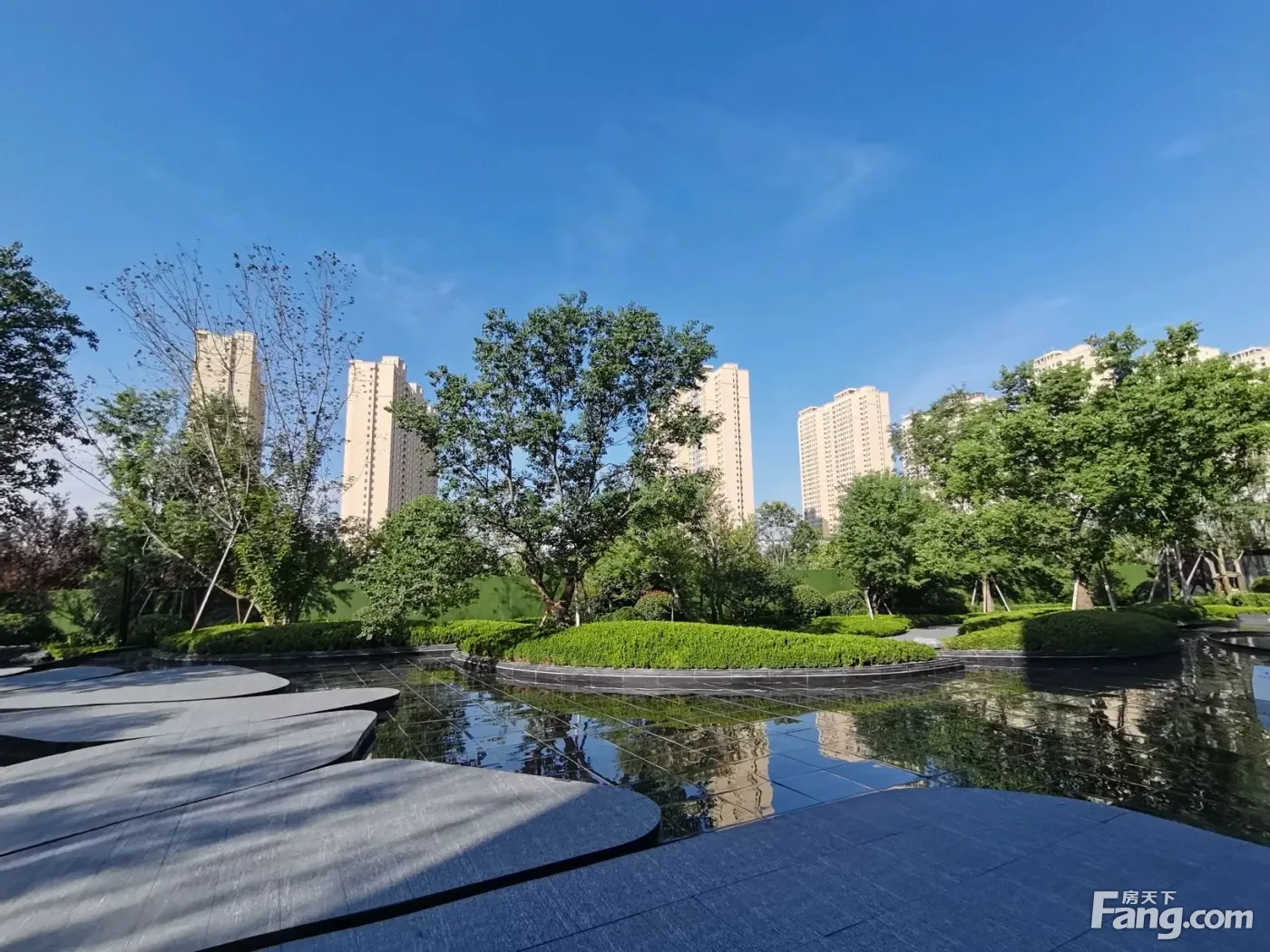 咸阳龙湖上城怎么样看现场置业顾问发布了5条项目新消息