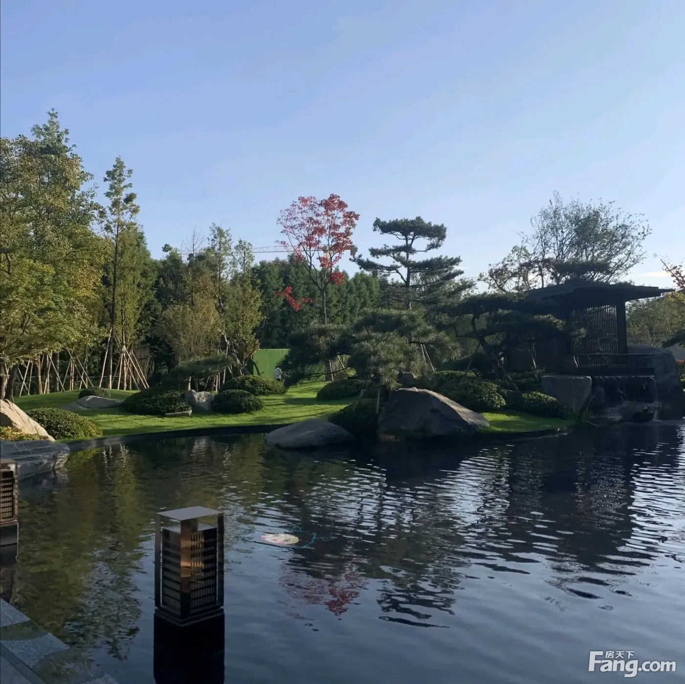 龙湖山海原著 滇池度假区绝版低密洋房和珍稀别墅五维园林景观近期看