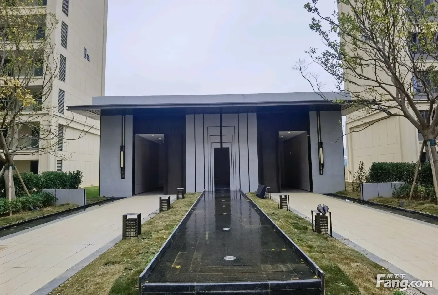 贵阳龙湖天曜好不好置业顾问从项目现场发回新组图