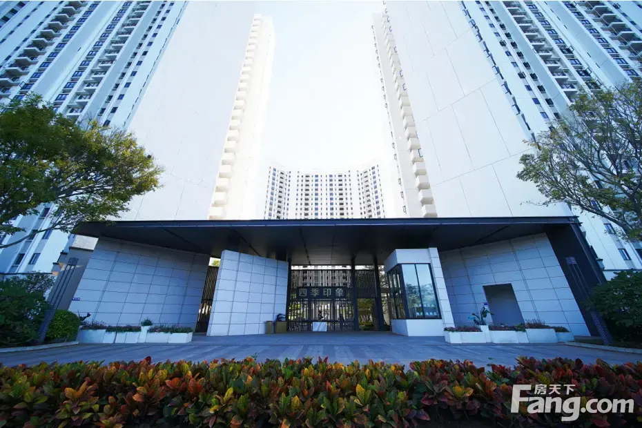 从绿地广清国际中心现场发来4条项目新消息请查看