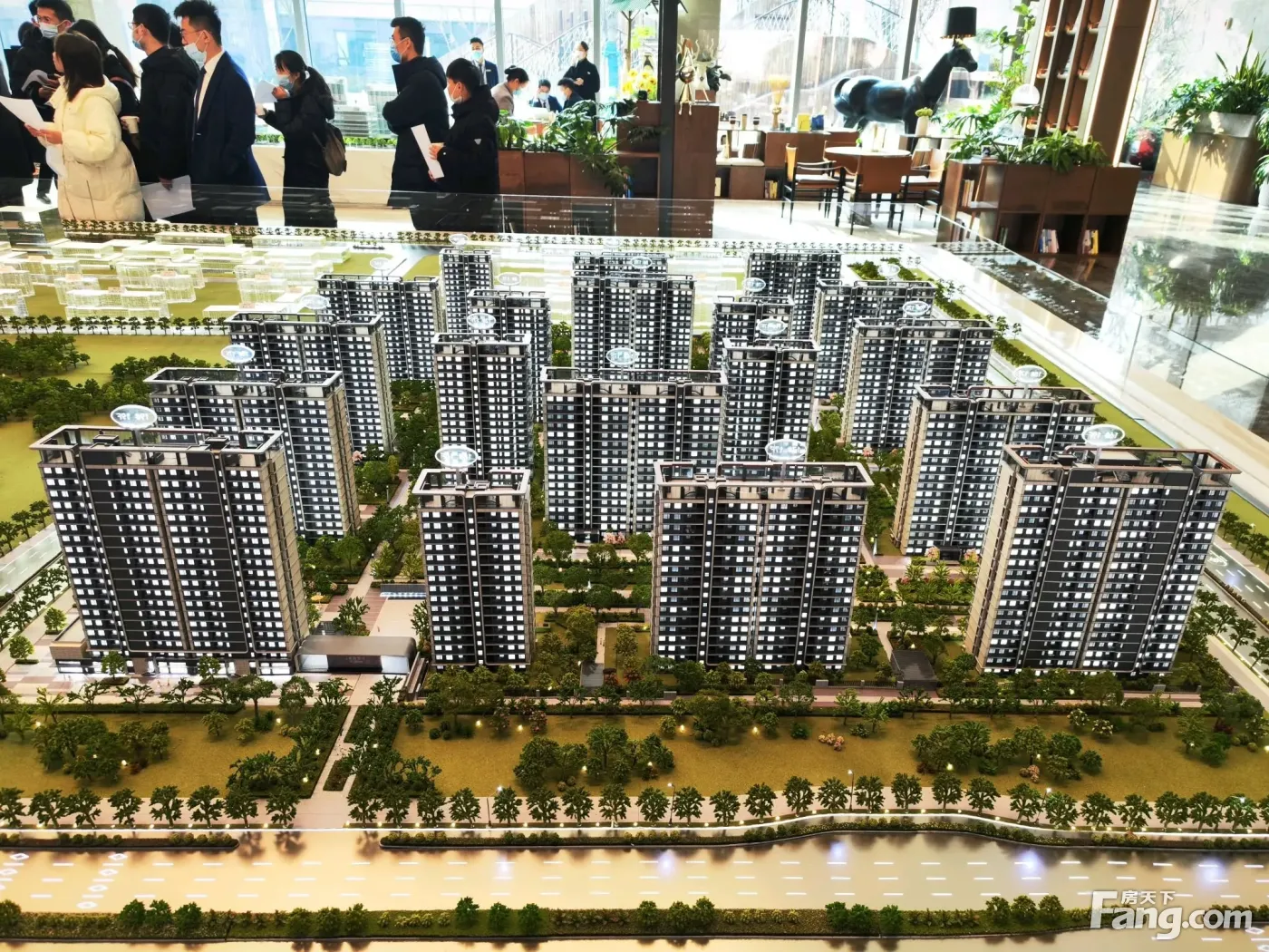 中粮奥体壹号好不好置业顾问从项目现场发回新鲜组图