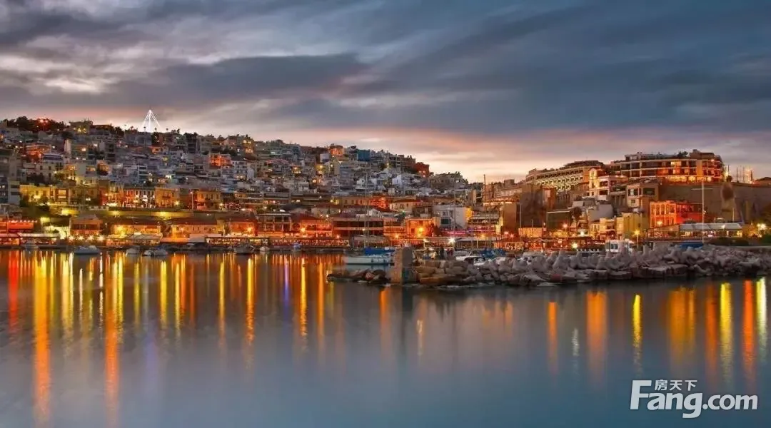 中希合作共赢 希腊比雷埃夫斯港再创佳绩