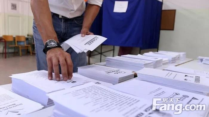 希腊进入大选过渡期 政府公布安排