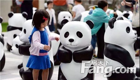 乐享·御府丨这个地方咋有这么多的熊猫？不多说了我先去看看